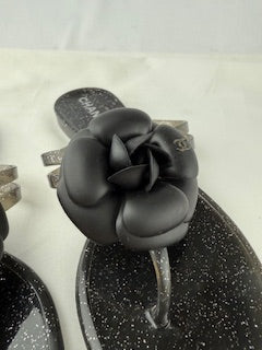 CHANEL Black Camellia Flower Rubber Thong Sandals Size 37 CHANEL Black Camellia Flower Rubber Thong Sandals Size 37