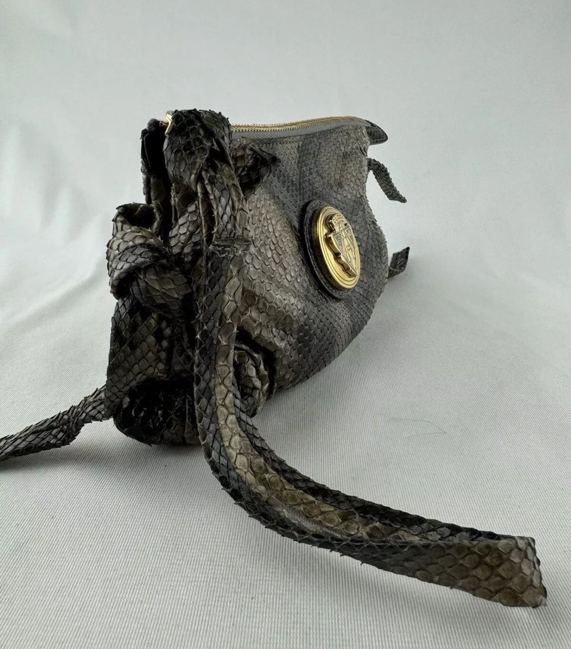 Gucci Brown/Green Leather Python HYSTERIA Clutch Purse Gucci Brown/Green Leather Python HYSTERIA Clutch Purse