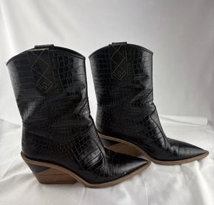 Fendi Black Crocodile Embossed Leather Cowboy Western Boots Size 39